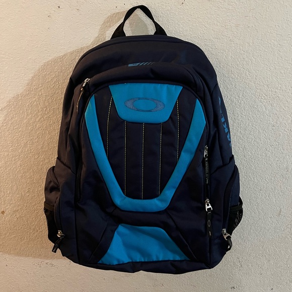 Oakley Backpack in Black and Blue - Picture 1 of 8